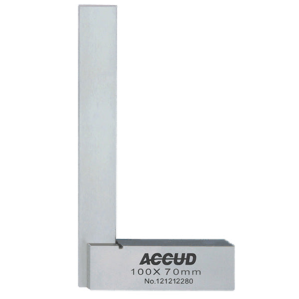 ACCUD 90° Flat Edge Square with Wide Base – Series 843