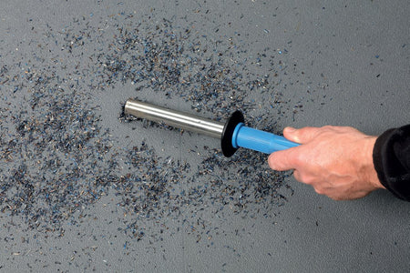 BDS PowerWORKER collecting metal chips from the floor